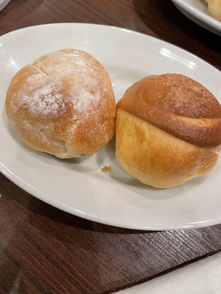 米粉ロール/メロンパン